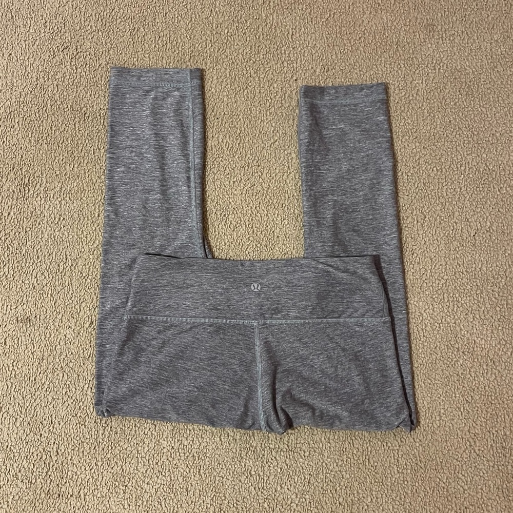 20” Lululemon Crop Grey Leggings